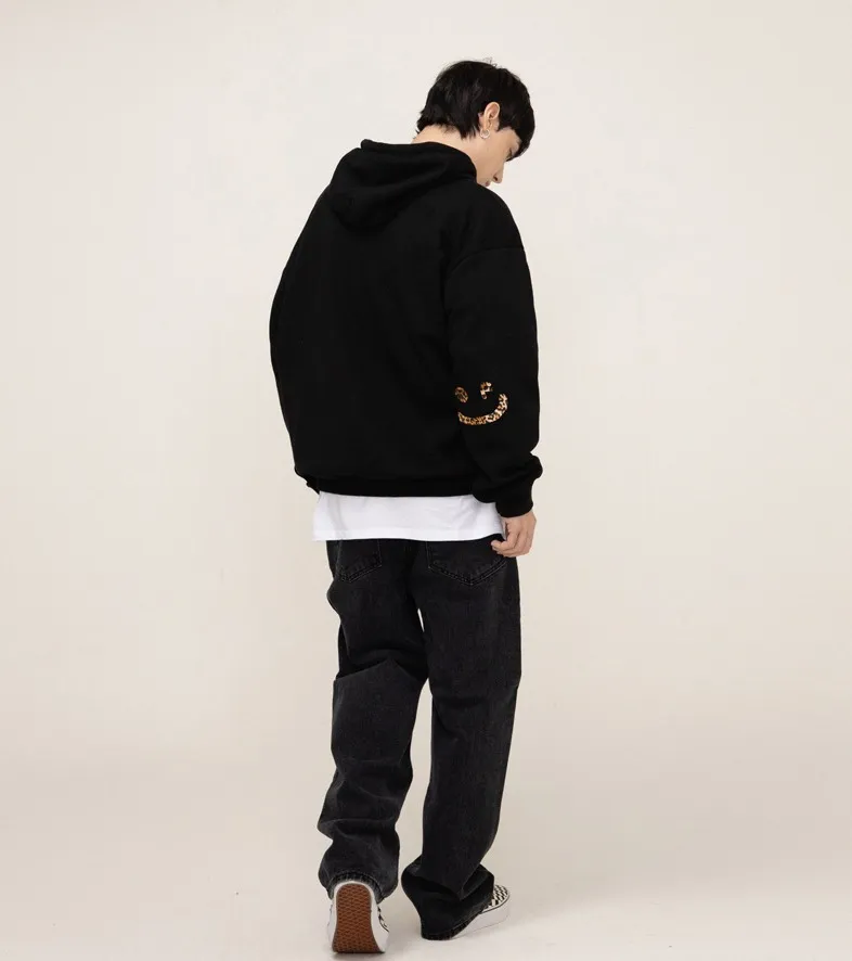 GRAVER  |[GRAVER]★ELBOW LEOPARD DRAWING SMILE HOODIE