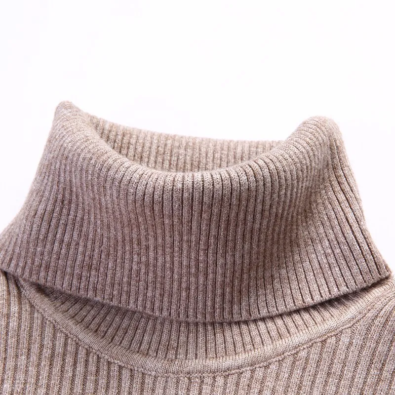 Men's Casual Fashion Solid Color Warm Knit Turtle Neck Sweater