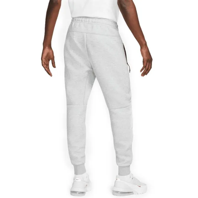 NIKE PANTALONE SPORTSWEAR TECH FLEECE JOGGER FB8002-063